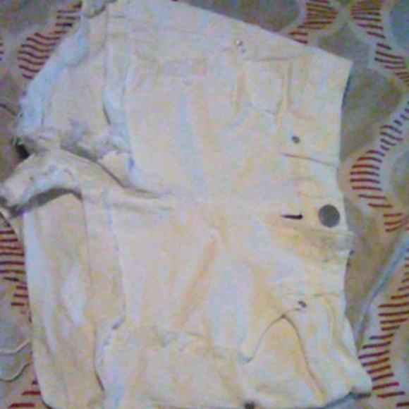 Shorts - Picture 1 of 2